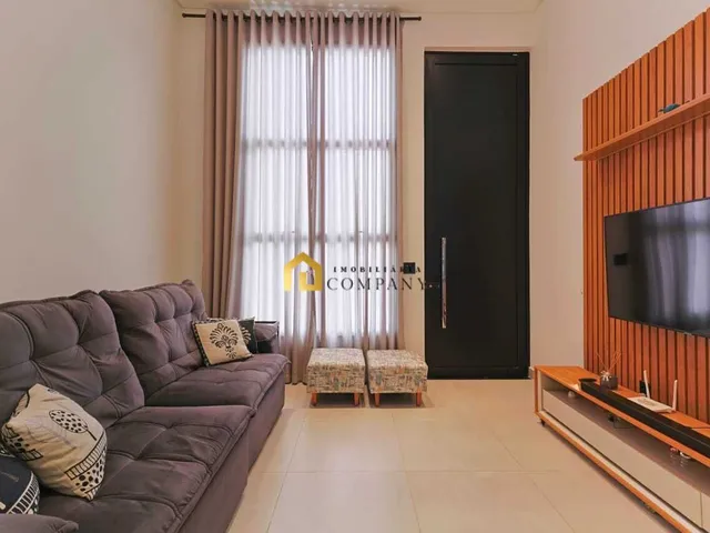 Imagem: A casa em condomínio possui 3 Dormitórios, 1 Suíte, 2