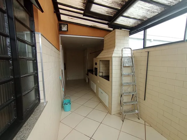 Imagem 10: Casa para Venda em Juiz de Fora, Ipiranga, 4 dormitórios, 1 suíte, 4 banheiros, 1 vaga