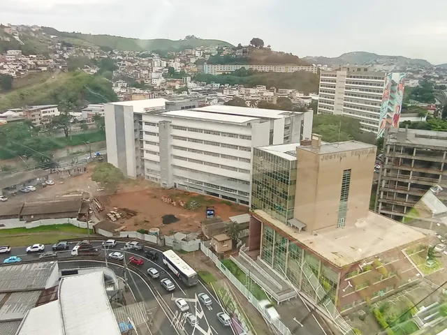 Imagem 14: Imóvel Comercial para Venda em Juiz de Fora, Centro, 1 dormitório, 1 suíte, 1