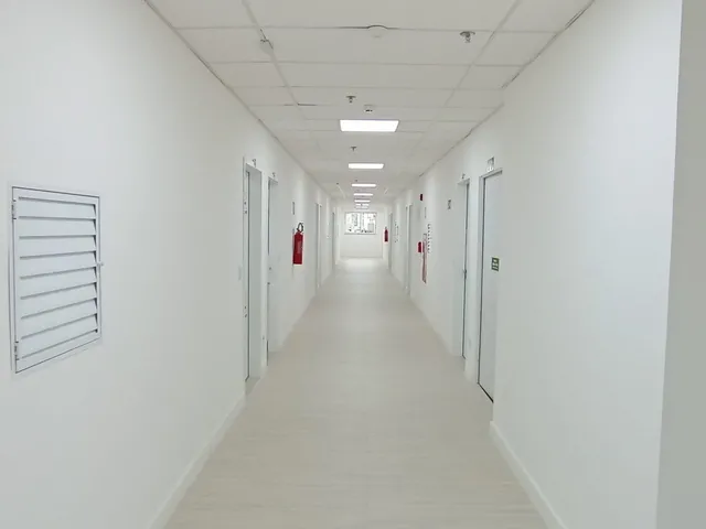 Imagem 16: Imóvel Comercial para Venda em Juiz de Fora, Centro, 1 dormitório, 1 suíte, 1