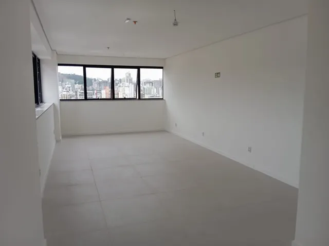 Imagem 15: Imóvel Comercial para Venda em Juiz de Fora, Centro, 1 dormitório, 1 suíte, 1