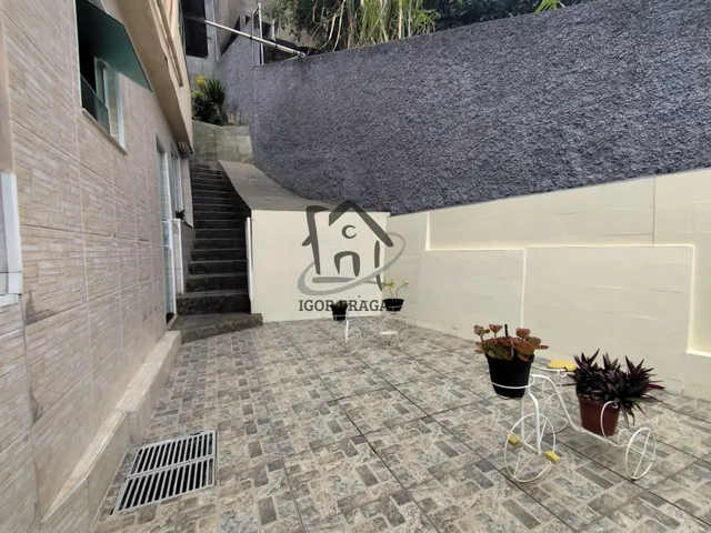 Imagem 3: Casa para Venda em Juiz de Fora, Progresso, 3 dormitórios, 2 suítes, 3 banheiros, 2