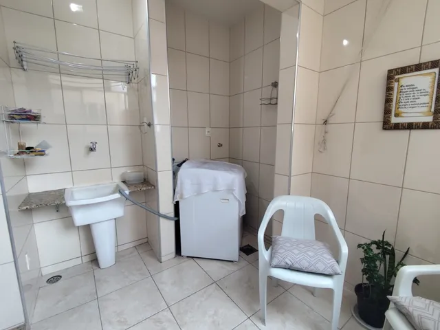 Imagem 16: Imóveis Vendidos para Venda em Juiz de Fora, Morro da Glória, 2 dormitórios, 1 banheiro