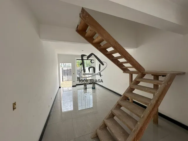 Imagem 3: Casa para Venda em Juiz de Fora, São Pedro, 2 dormitórios, 1 banheiro, 1 vaga