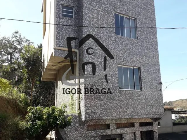 Imagem 3: Casa para Venda em Juiz de Fora, Jóquei Clube, 2 dormitórios, 2 suítes, 3 banheiros