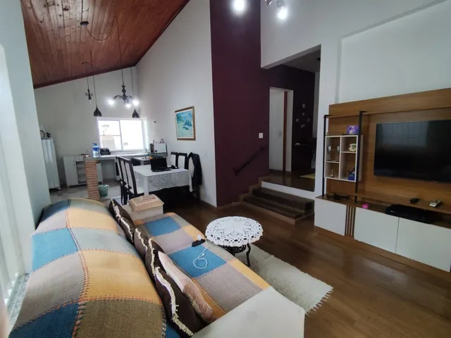 Imagem 6: Casa para Venda em Juiz de Fora, São Pedro, 2 dormitórios, 1 banheiro, 1 vaga