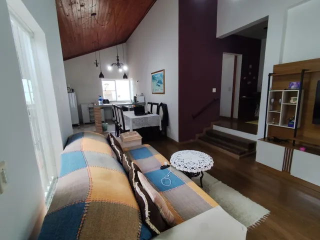 Imagem 9: Casa para Venda em Juiz de Fora, São Pedro, 2 dormitórios, 1 banheiro, 1 vaga