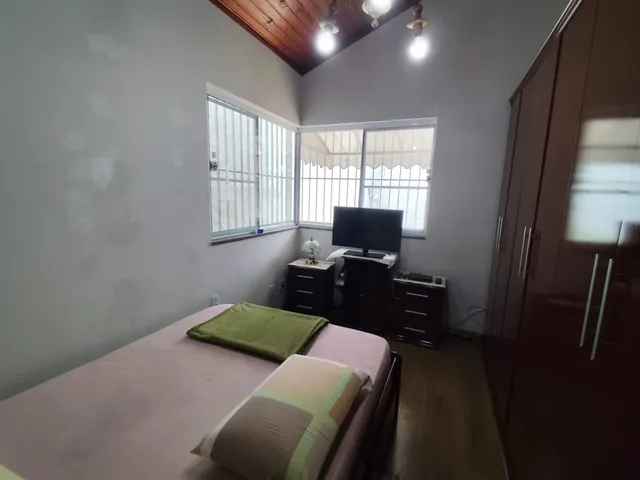 Imagem 10: Casa para Venda em Juiz de Fora, São Pedro, 2 dormitórios, 1 banheiro, 1 vaga