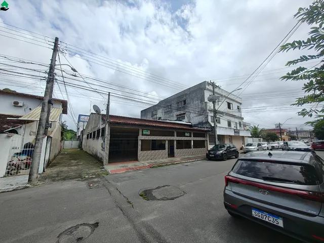 Imagem: Casa comercial à venda em Serra-ES, Parque