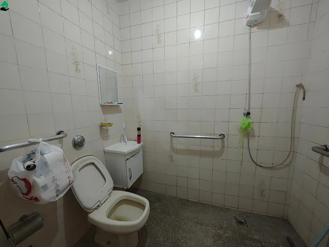 Imagem 10: Casa comercial à venda em Serra-ES, Parque Residencial Laranjeiras - 4 quartos, 2