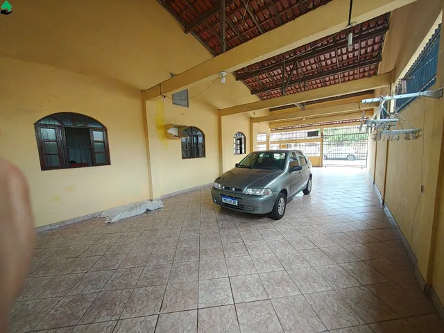 Imagem 2: Casa comercial à venda em Serra-ES, Parque Residencial Laranjeiras - 4 quartos, 2