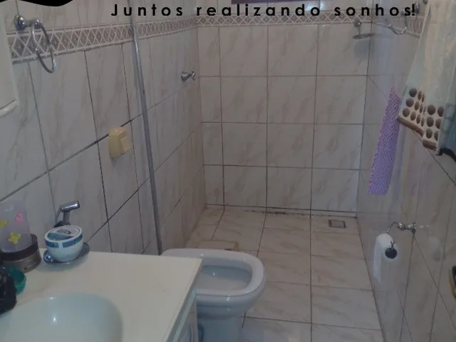 Imagem 9: Residência de Luxo à Venda em Fundão-ES, Bairro Praia Grande: 6 Quartos, 2 Suítes, 3