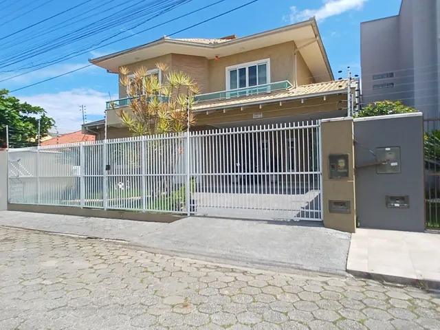 Imagem 1: Casa Alto Padrão em Prainha, São Francisco do Sul/SC