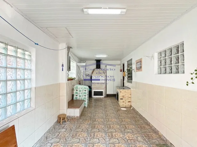 Imagem 4: Casa à venda em Porto Alegre-RS, bairro Vila Nova: 2 quartos, sala, banheiro, garagem