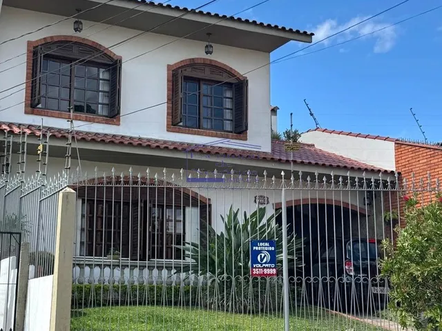 Imagem: Casa à venda em Porto Alegre-RS no bairro