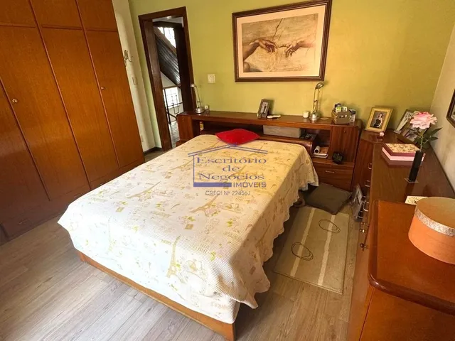 Imagem 7: Casa à venda em Porto Alegre-RS no bairro Cavalhada: 3 quartos, 1 suíte, 4 salas, 4