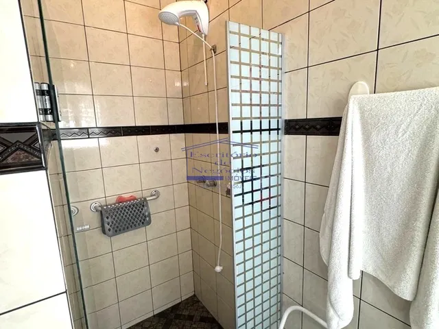 Imagem 10: Casa à venda em Porto Alegre-RS no bairro Cavalhada: 3 quartos, 1 suíte, 4 salas, 4