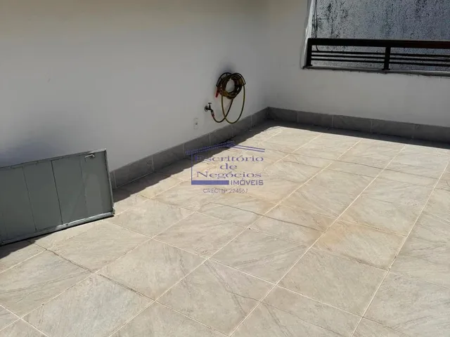 Imagem 5: Casa à venda em Porto Alegre-RS no bairro Cavalhada: 3 quartos, 1 suíte, 4 salas, 4