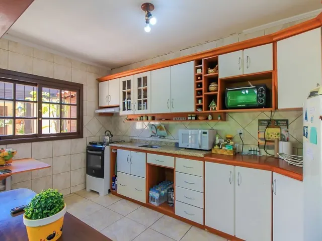 Imagem 15: Maravilhosa casa à venda em Porto Alegre-RS, bairro Cavalhada, 3 quartos, 1 suíte, 6