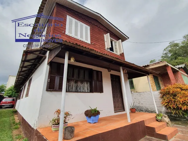 Imagem: Casa à venda em Porto Alegre-RS, bairro