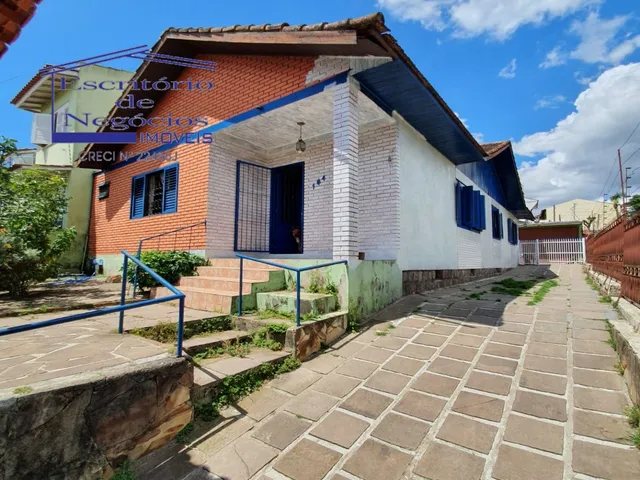 Imagem 2: Casa à venda em Porto Alegre-RS, bairro Cavalhada: 4 quartos, 1 suíte, 1 sala, 3