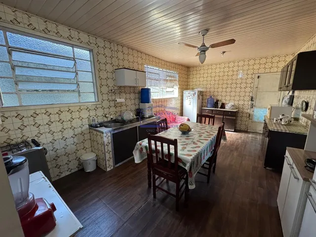 Imagem 15: Casa à venda em Porto Alegre-RS, bairro Cavalhada: 4 quartos, 1 suíte, 1 sala, 3