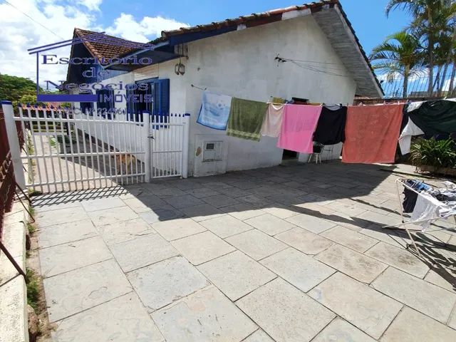 Imagem 3: Casa à venda em Porto Alegre-RS, bairro Cavalhada: 4 quartos, 1 suíte, 1 sala, 3