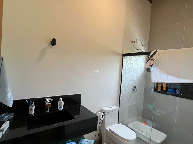 Imagem 14: Imperdível Casa em Condomínio à Venda em Jarinu-SP - 4 quartos, 3 suítes, 2 salas, 5