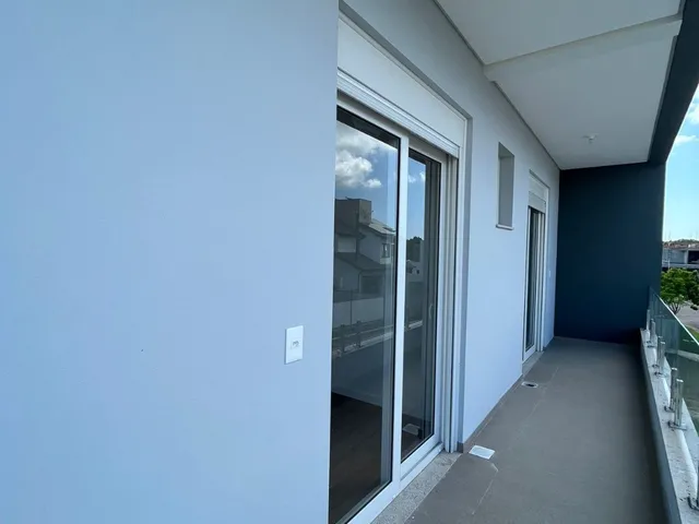 Imagem 9: Venha Se Encantar com Essa Deslumbrante Casa no Condomínio Caminho do Engenho Ii