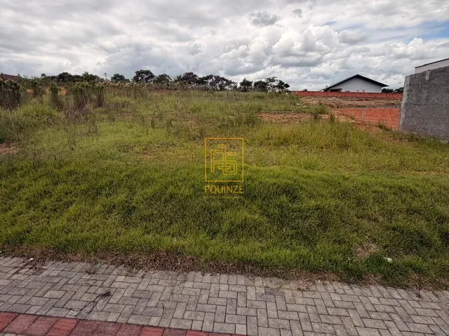 Imagem: Terreno pronto para construir no bairro