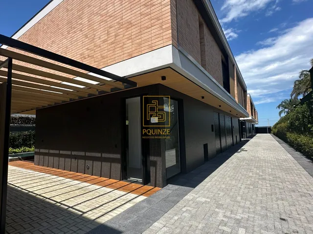 Imagem: Casas lindíssimas de alto padrão em Balneário