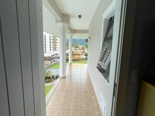 Imagem 11: Belíssima casa de Alto Padrão no centro de Rodeio