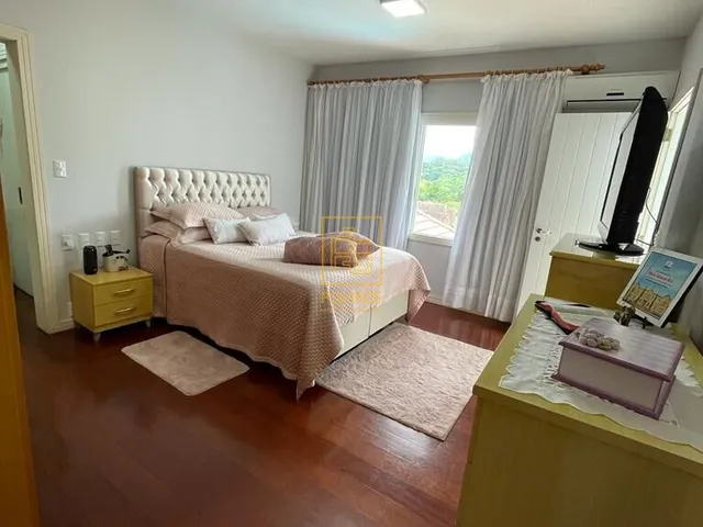 Imagem 15: Belíssima casa de Alto Padrão no centro de Rodeio