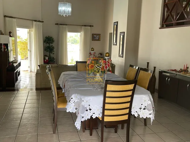 Imagem 14: Belíssima casa de Alto Padrão no centro de Rodeio