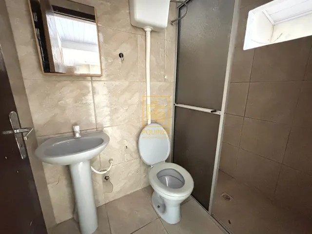 Imagem 12: Casa de esquina com kitnets para renda extra em Timbó