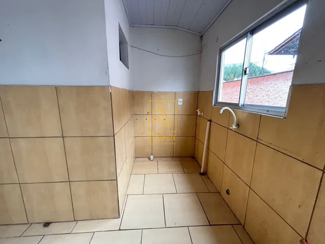 Imagem 6: Casa de esquina com kitnets para renda extra em Timbó