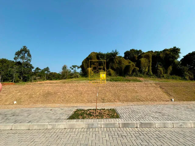 Imagem: Terreno plano e bem localizado no bairro