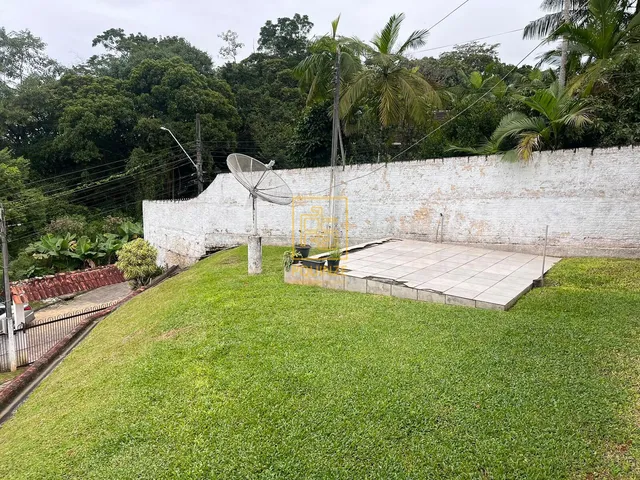 Imagem 6: Casa mista no bairro das Capitais