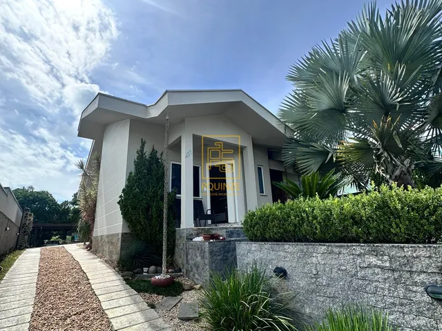 Imagem: Casa mobiliada com piscina no bairro Quintino
