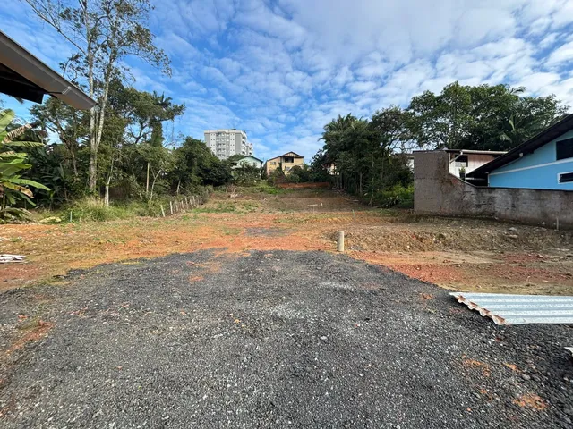 Imagem 6: Imóvel completo com casa, kitnets e galpão no bairro Quintino