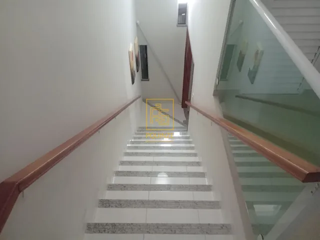Imagem 14: Casa semi mobiliada com piscina no bairro das Nações
