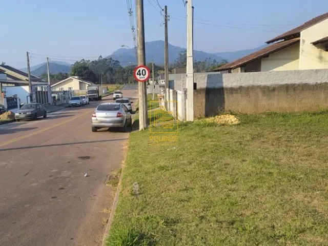 Imagem 5: Terreno plano de 450m²