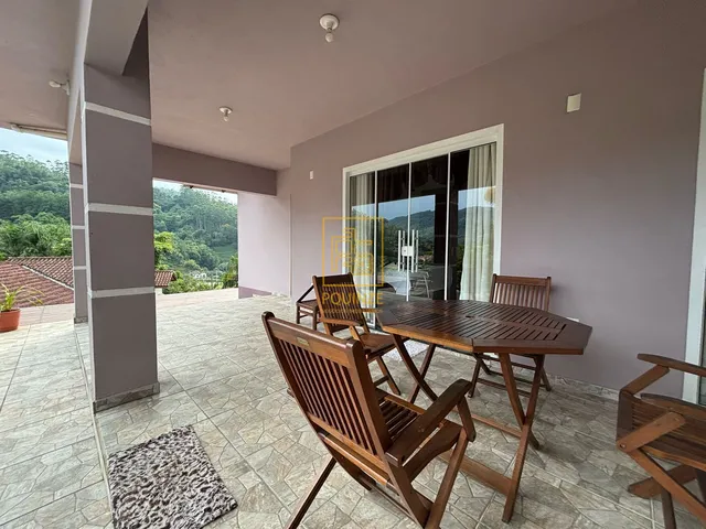 Imagem 16: Belíssima casa no centro de Benedito Novo