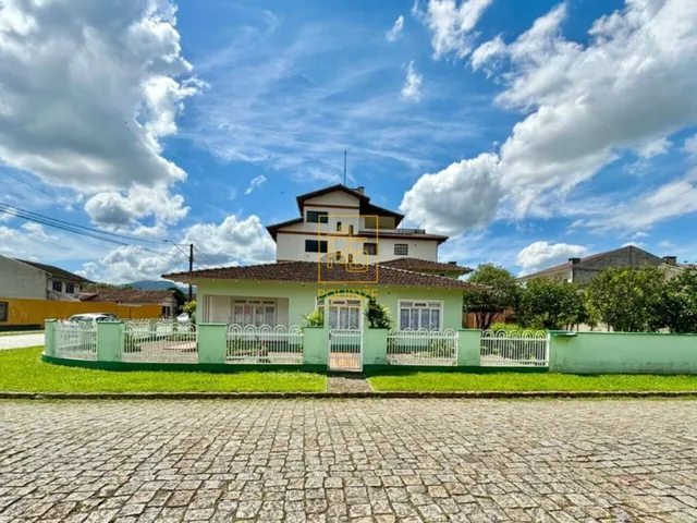 Imagem: Casa com amplo espaço e praticidade no