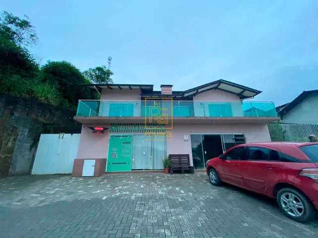 Imagem: Casa com sala comercial