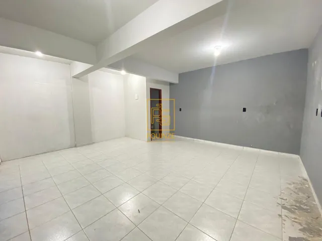 Imagem 8: Casa com sala comercial