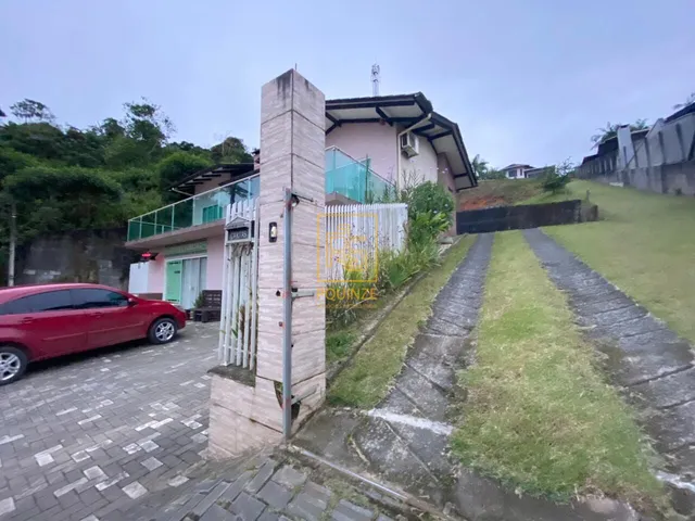 Imagem 9: Casa com sala comercial