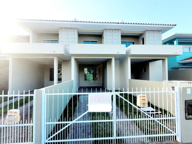 Imagem: Casa Duplex à Venda no Bairro Ingleses