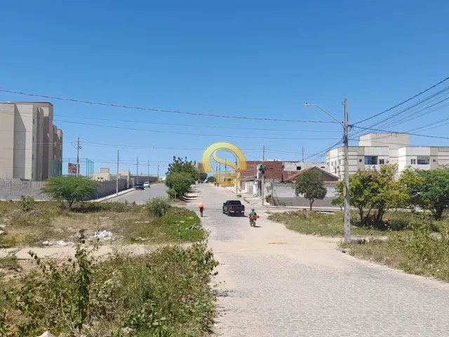 Imagem 6: Terreno Lote no Portal Sudoeste primeira etapa em rua principal nascente