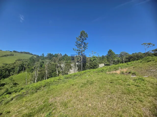 Imagem 2: Casa de Campo Condomínio